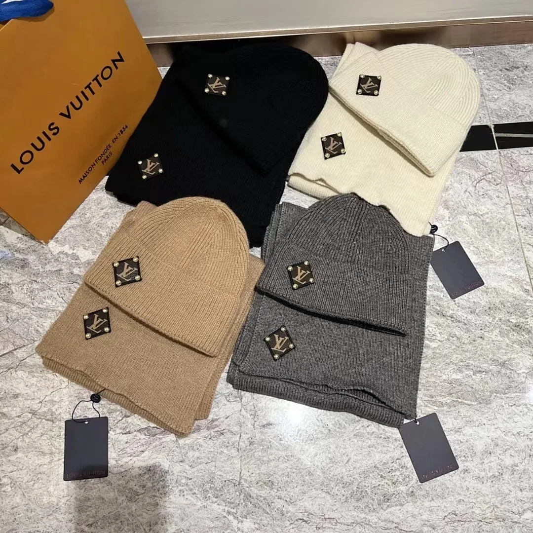 Lv 羊绒针织帽+围巾🧣