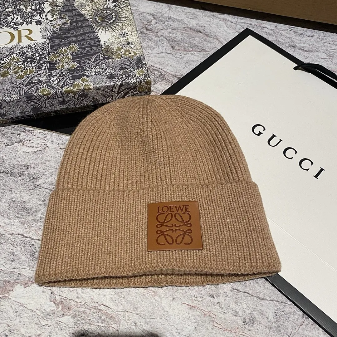 LOEWE 羊绒针织帽1