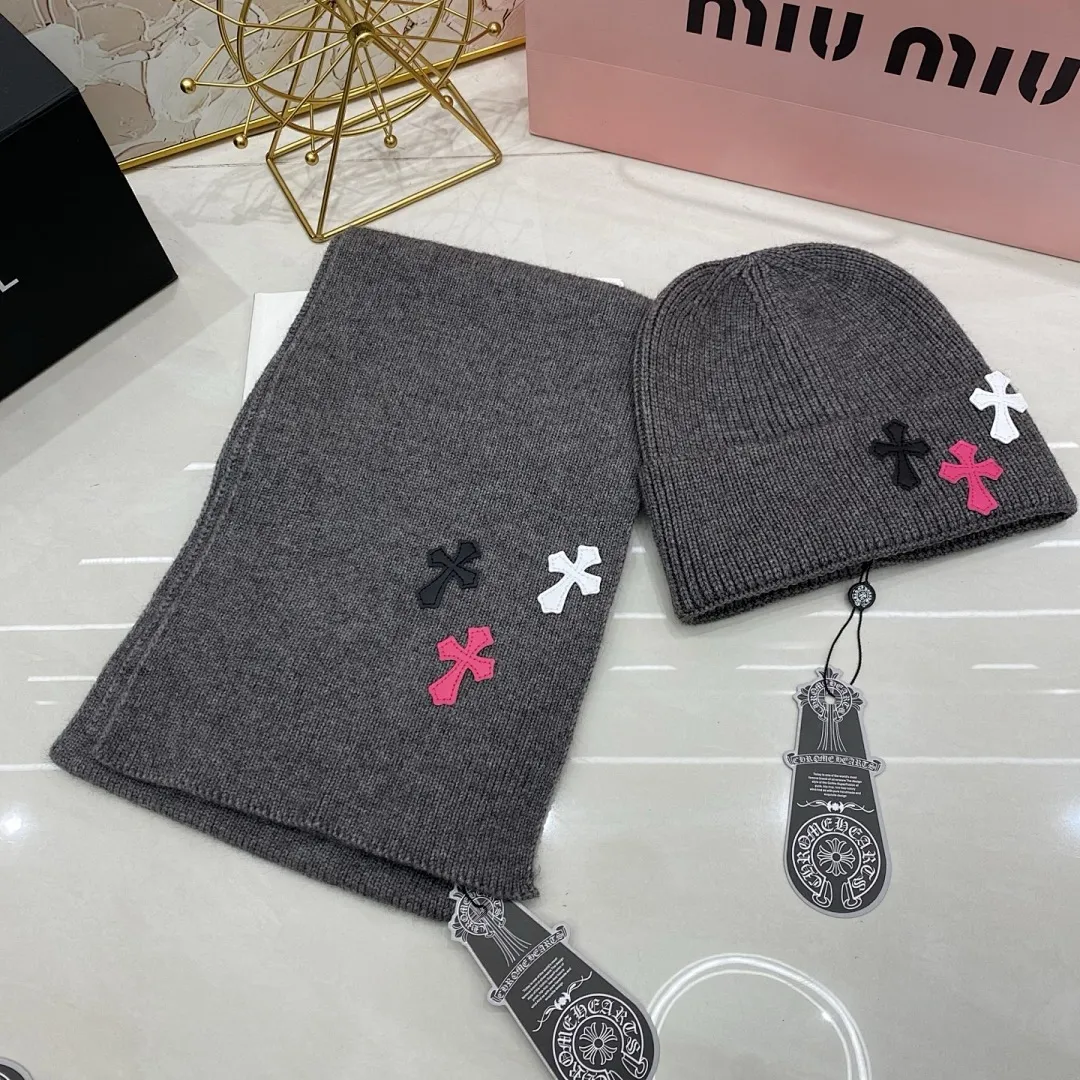 克罗心 两件套 羊绒针织帽+围巾🧣
