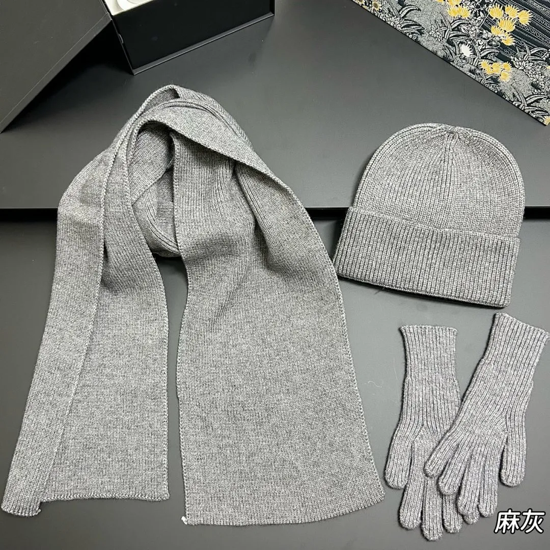 净版 毛线帽+围巾+手套 三件套❤️🆕
