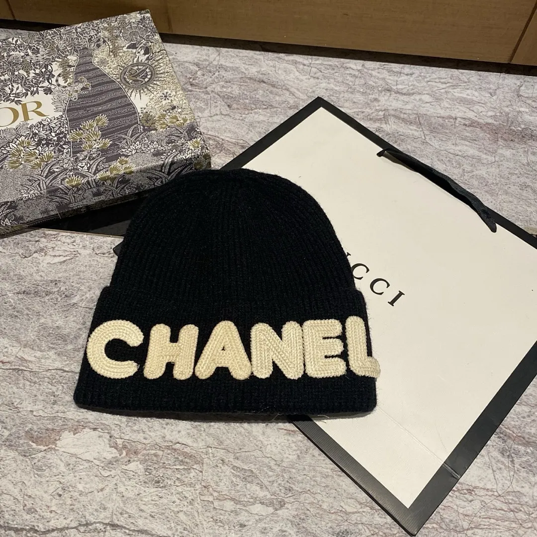 CHANEL 羊绒针织帽