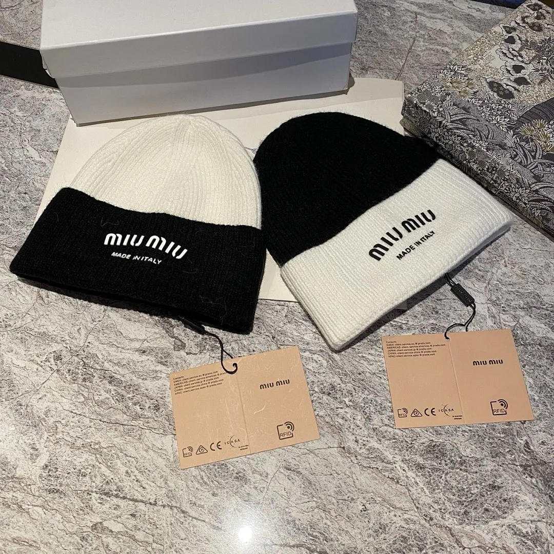 MIU MIU 羊绒针织帽