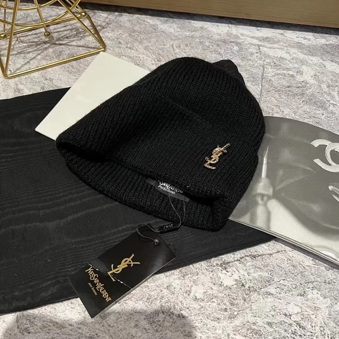 YSL 羊绒针织帽