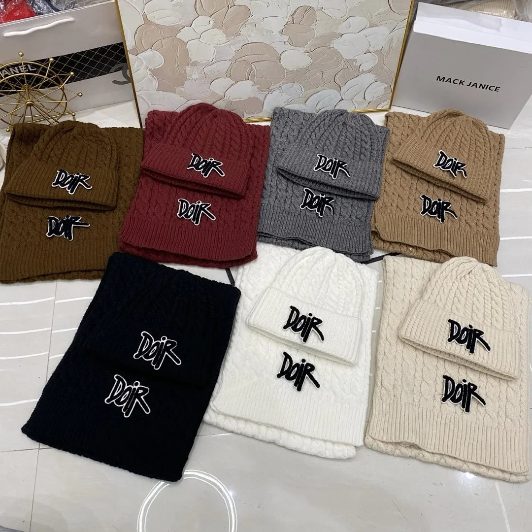 Dior迪奥 麻花羊绒针织帽+围巾🧣