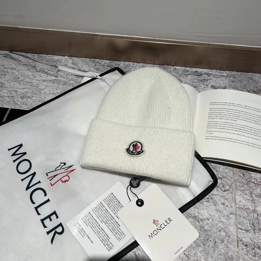 MONCLER 兔毛针织帽