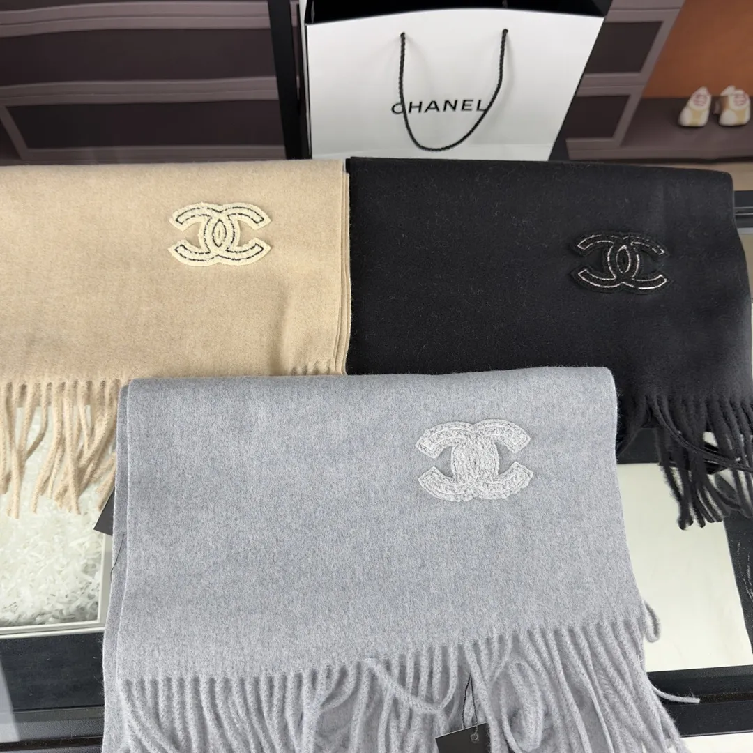 小香 单条围巾30%羊毛