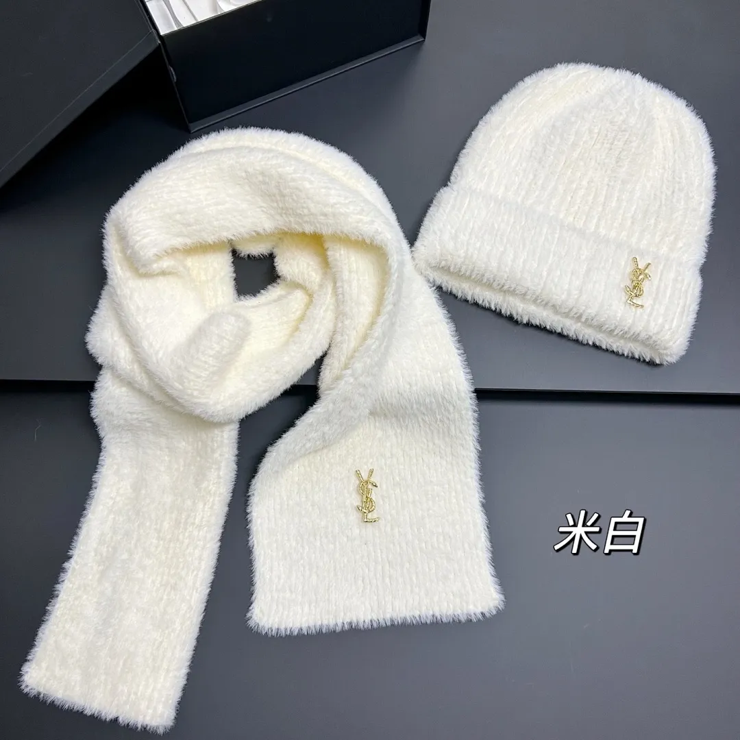 YSL 貂绒围巾+帽子套装