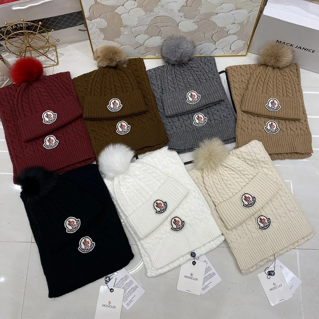 Moncler蒙口 麻花羊绒针织帽（狐狸毛球）+围巾🧣
