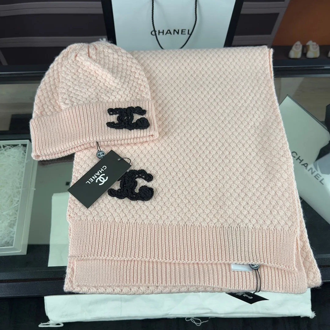 小香 羊毛套装含50%羊毛