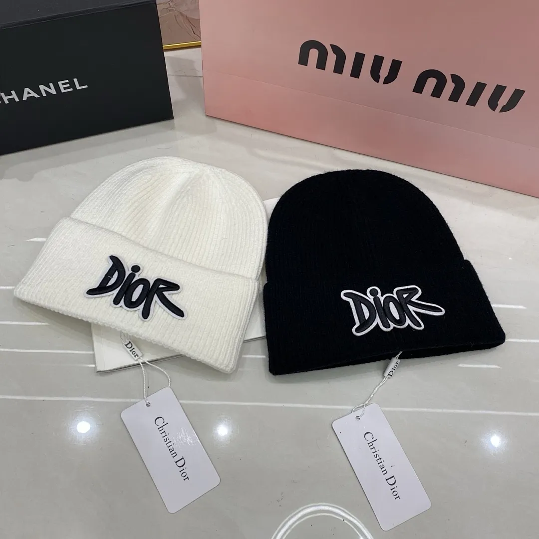 Dior 羊绒针织帽