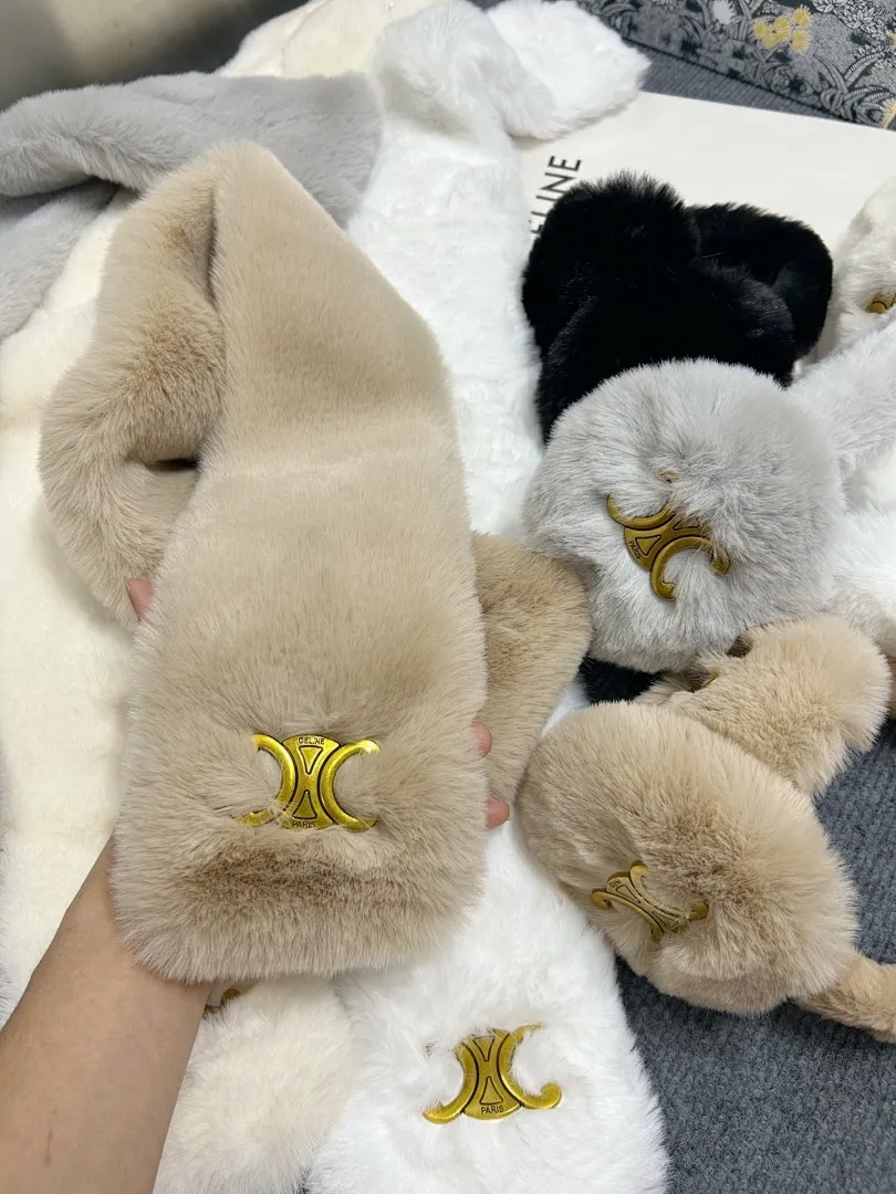 爆单凯旋门 耳罩+围脖 套装回货回货🔥✈️