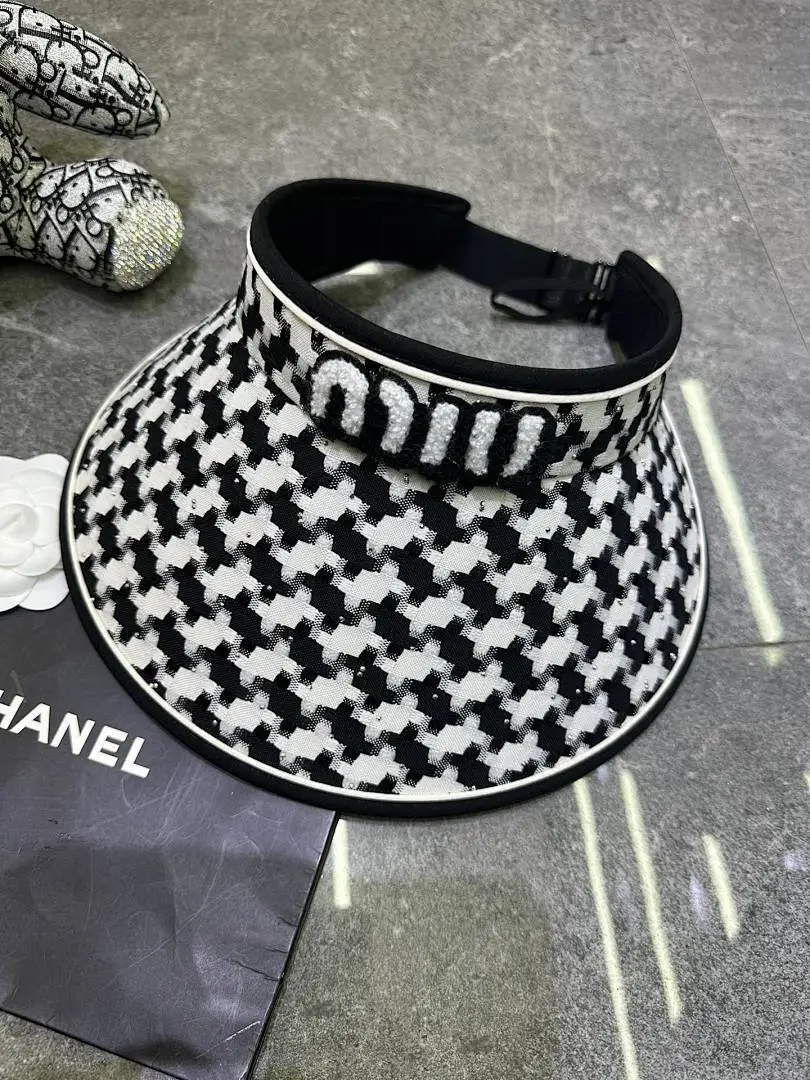 Miumiu 爆款空顶帽🔥🔥