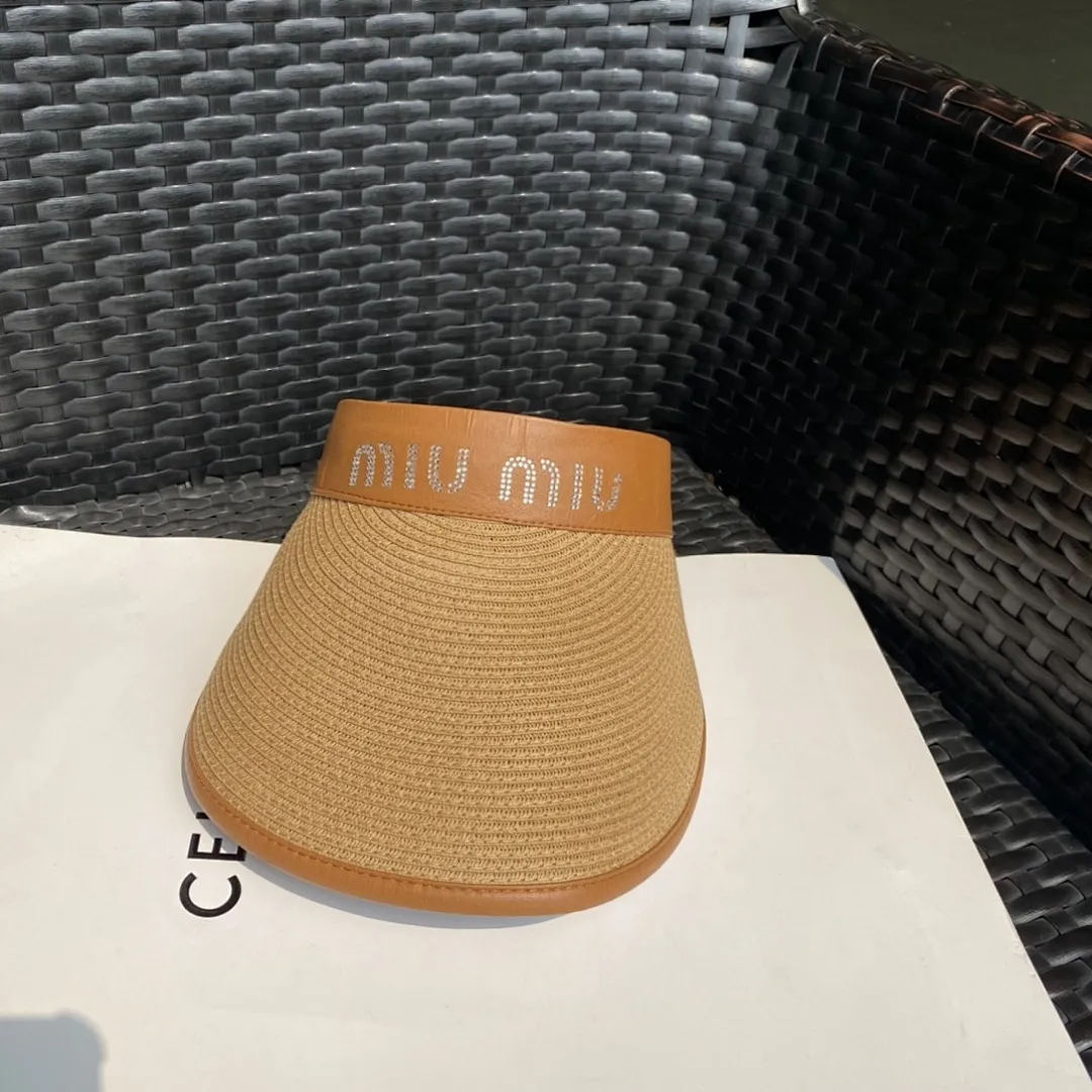 MiuMiu 新款空顶帽