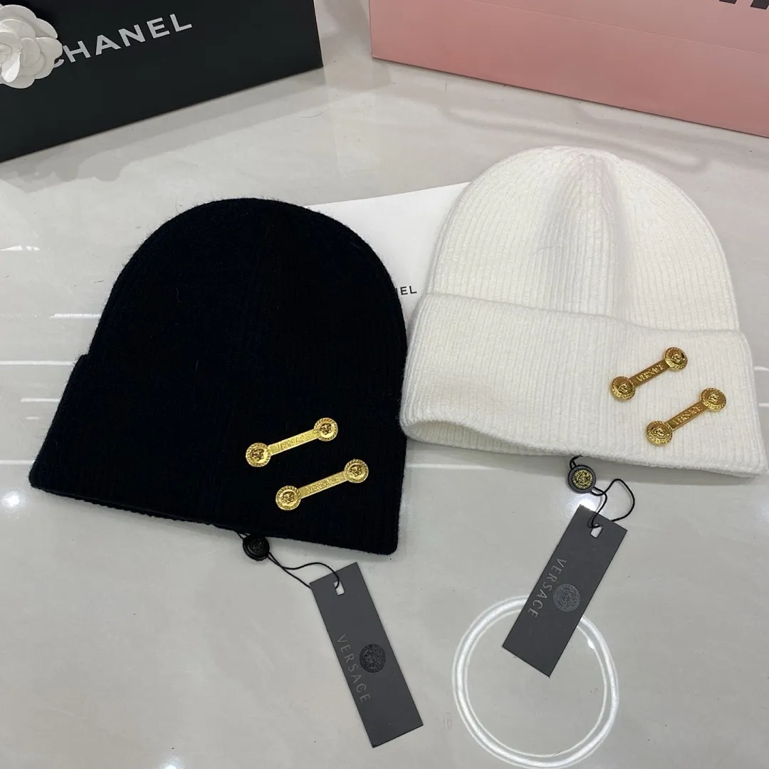 Versace范思哲 羊绒针织帽