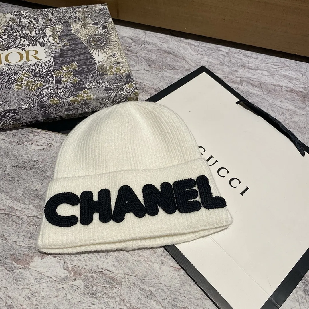 CHANEL 羊绒针织帽