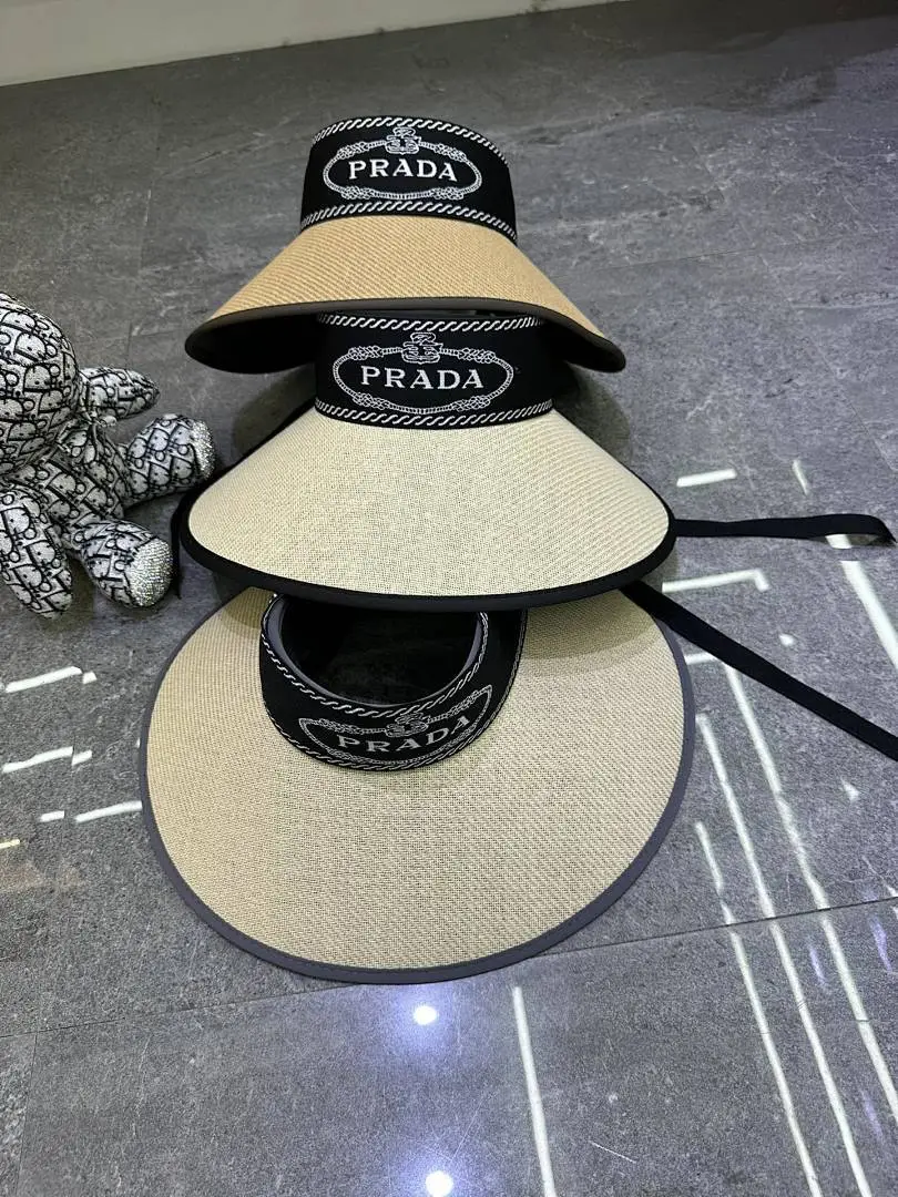 普拉达超大檐空顶帽