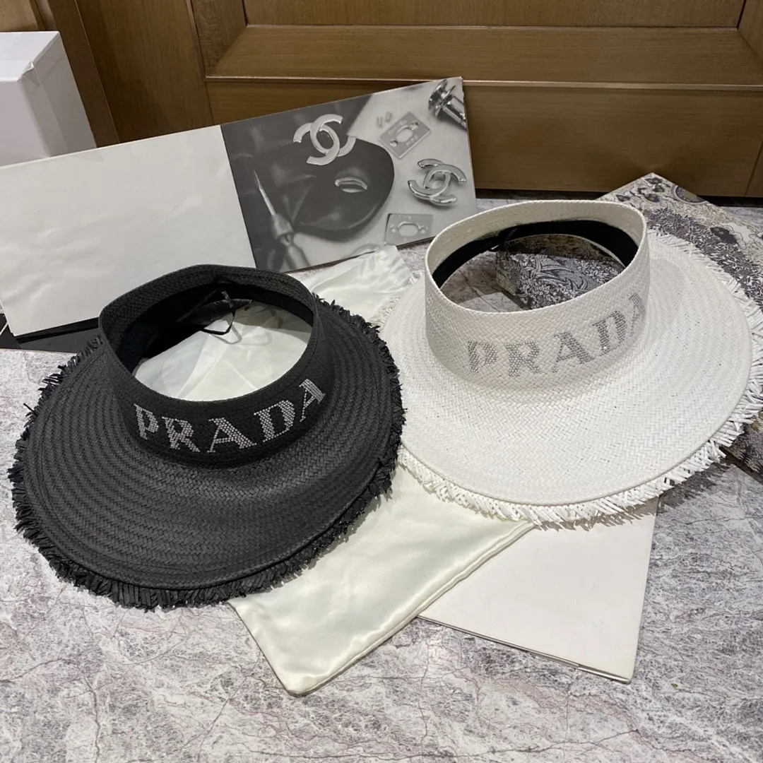 普拉达烫钻logo 大檐空顶帽