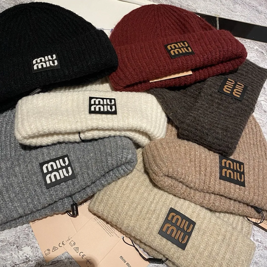 MiuMiu 羊毛针织帽