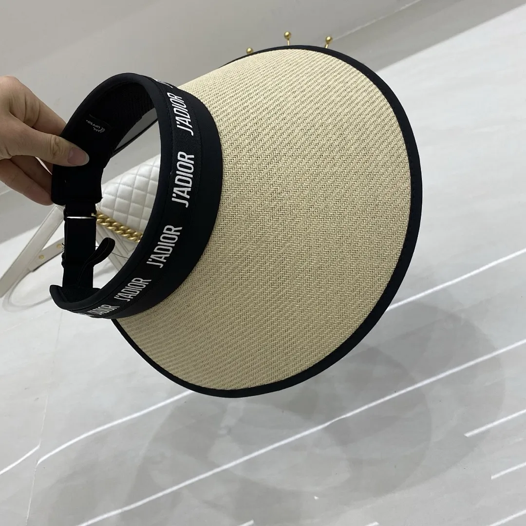 Dior迪奥 空顶帽