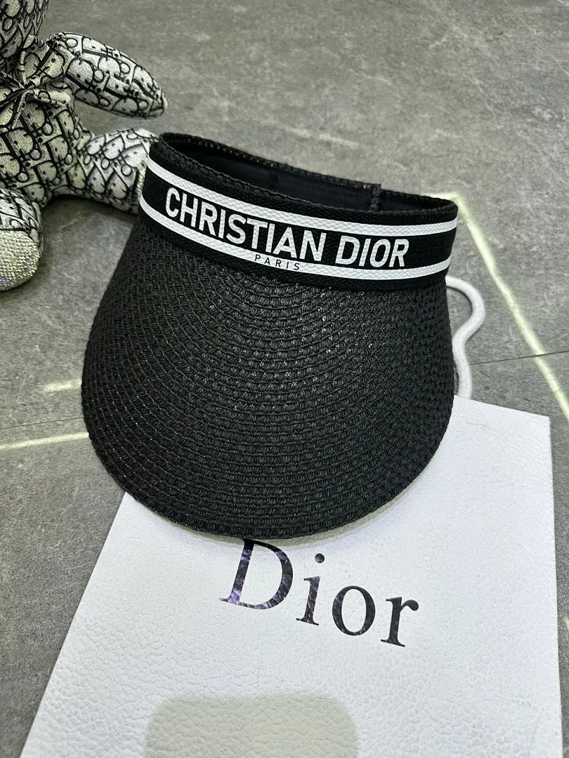 迪奥爆款空顶帽