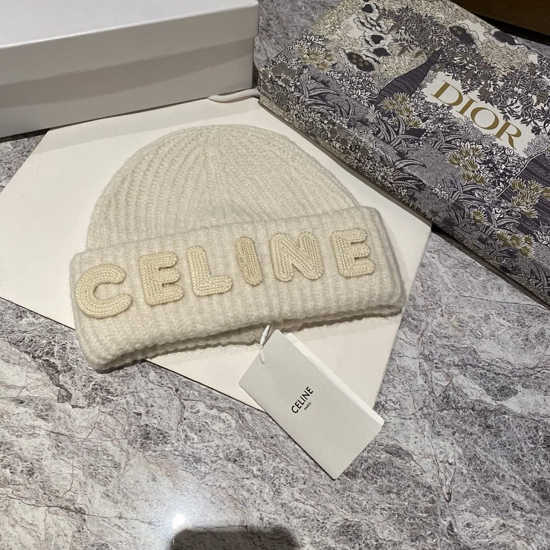 Celine 羊毛针织帽