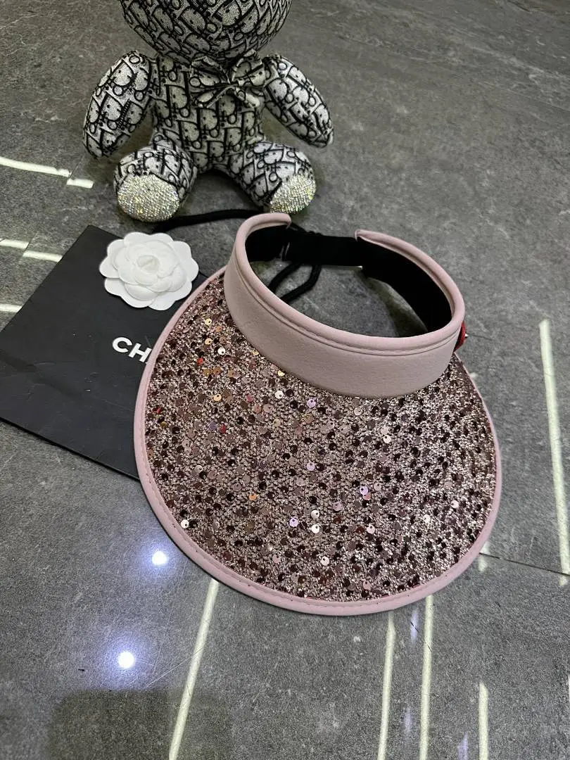 普拉达爆款亮片空顶帽