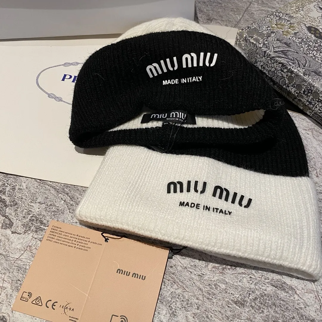 MIU MIU 羊绒针织帽