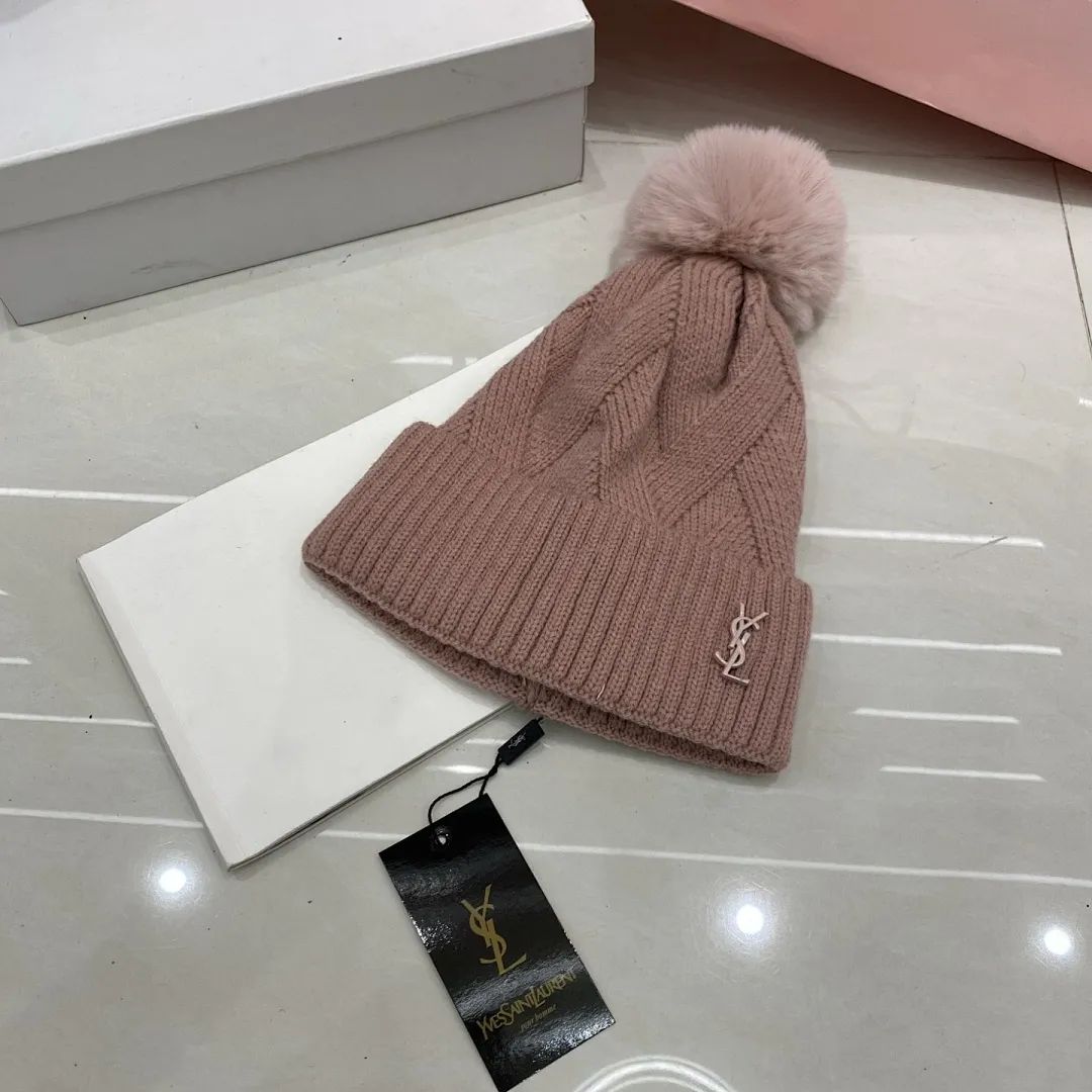 YSL 羊绒针织帽