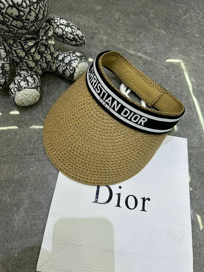 迪奥爆款空顶帽