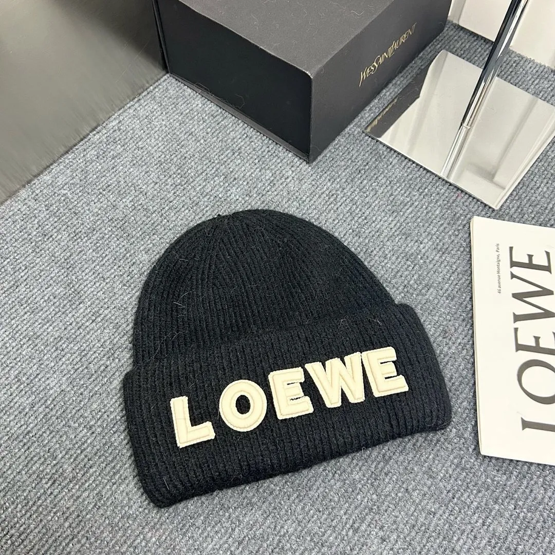 爆单LOEWE兔毛针织帽回货回货🔥✈️✈️