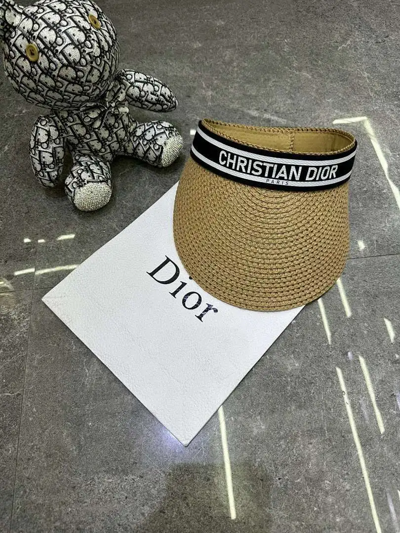 迪奥爆款空顶帽