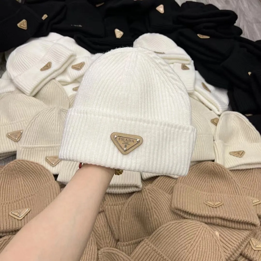 PRADA 针织帽