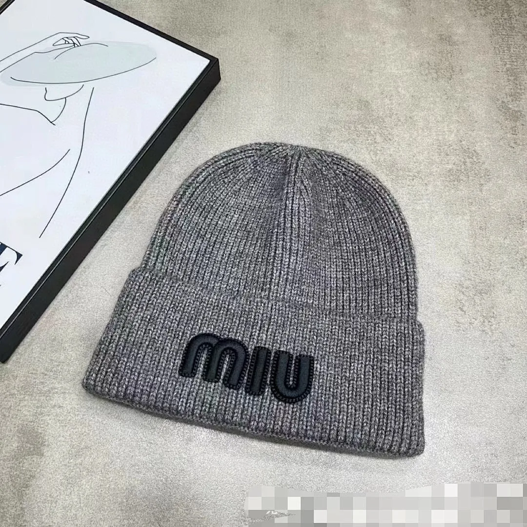秋冬新品miumiu 爆款针织帽