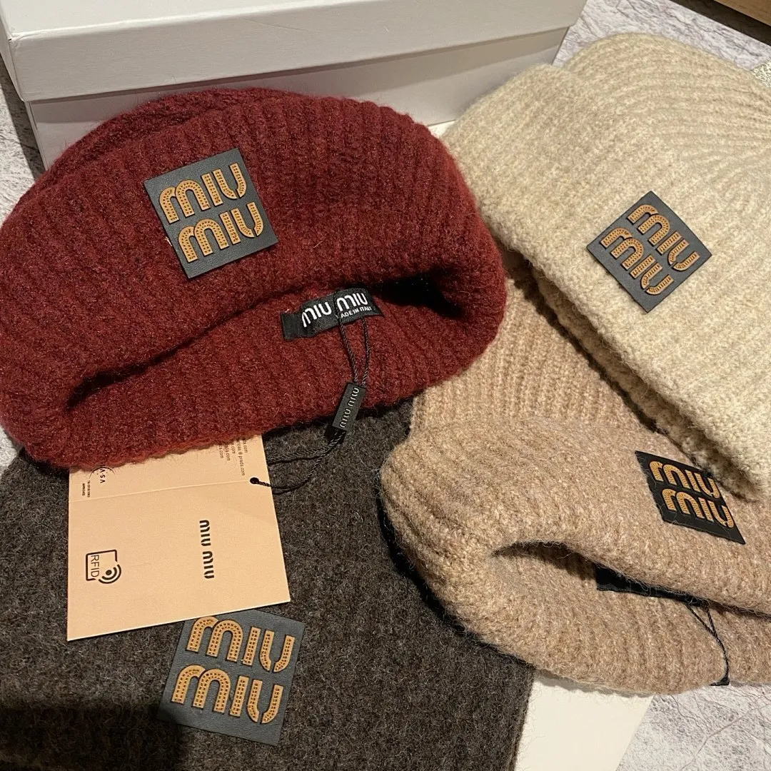 MiuMiu 羊毛针织帽