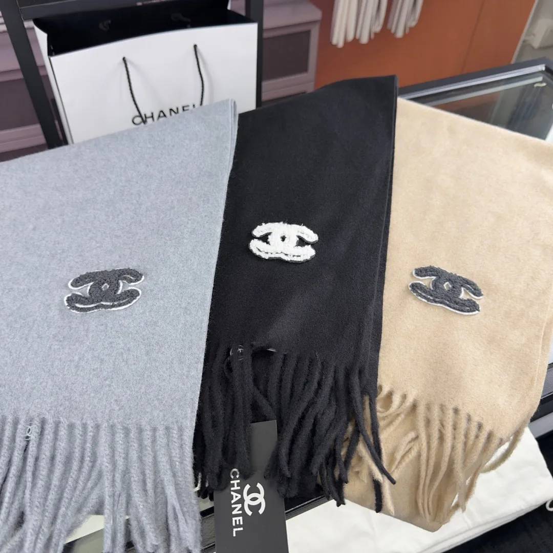 小香 单条围巾30%羊毛