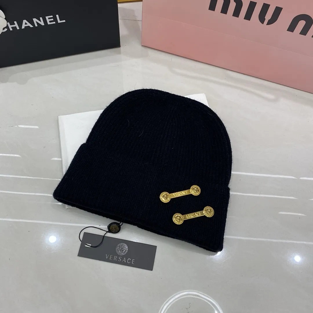 Versace范思哲 羊绒针织帽