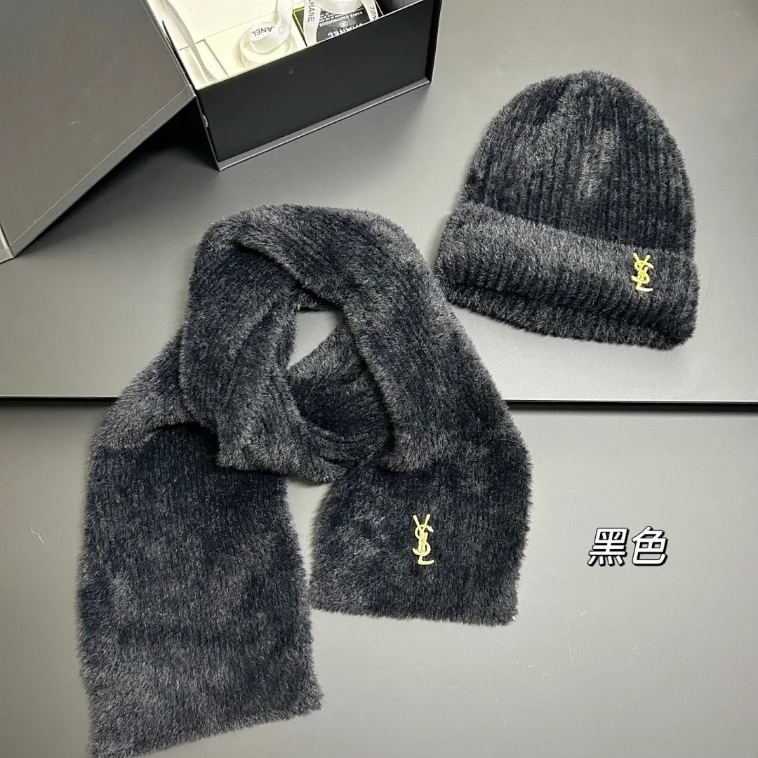 YSL 貂绒围巾+帽子套装