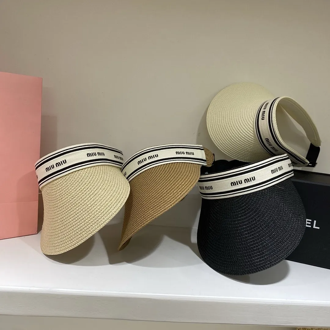 miumiu缪缪 空顶帽