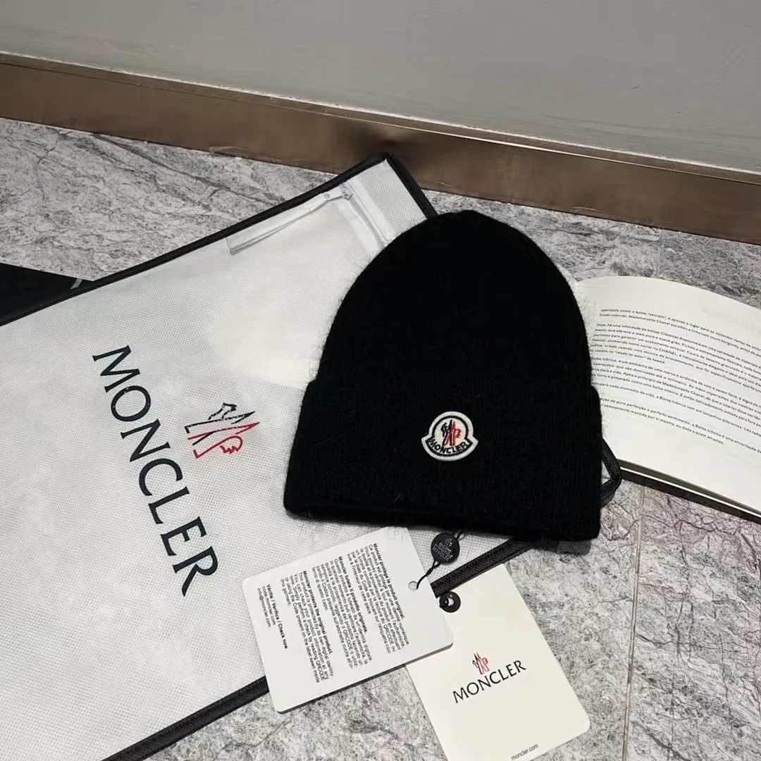MONCLER 兔毛针织帽