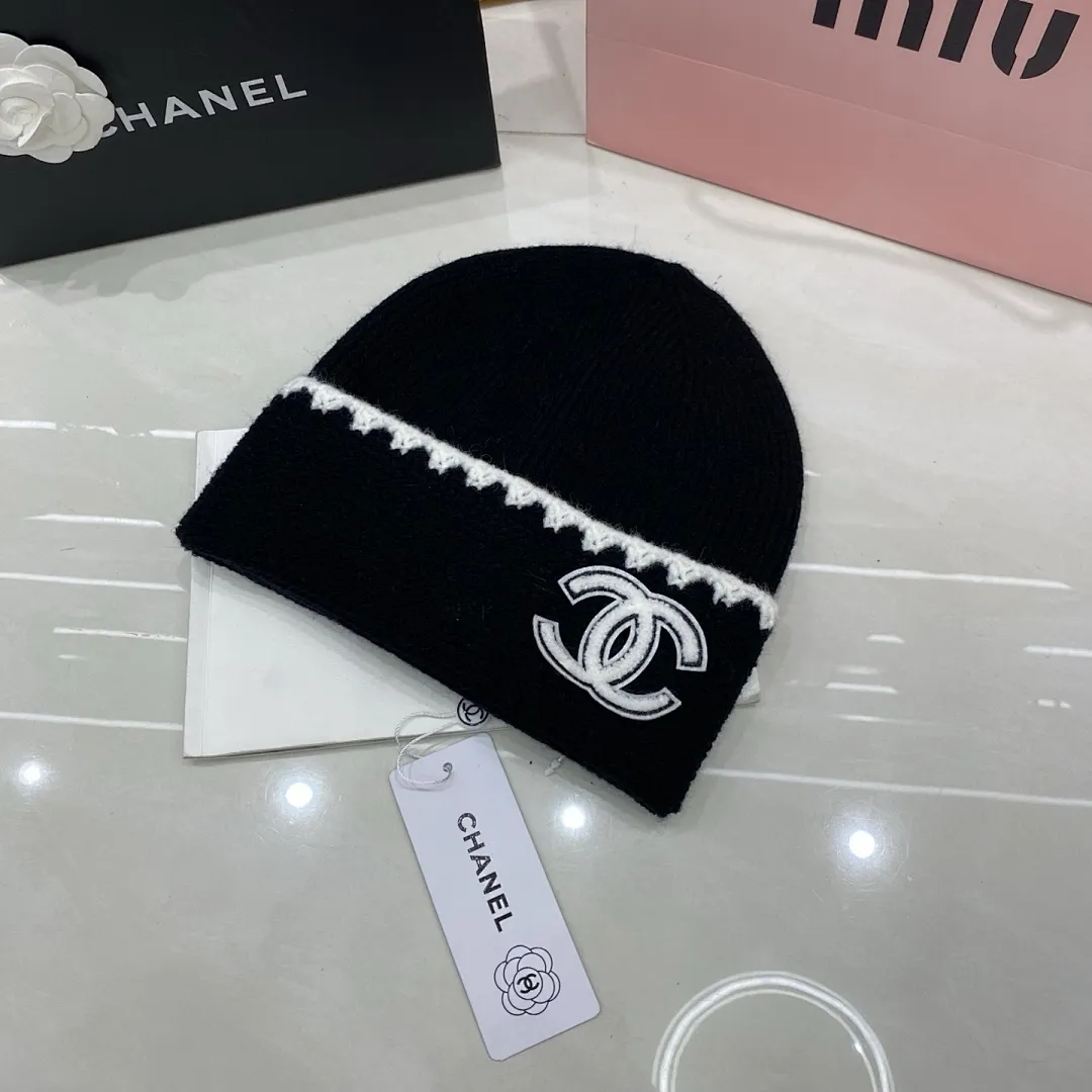 Chanel 羊绒针织帽