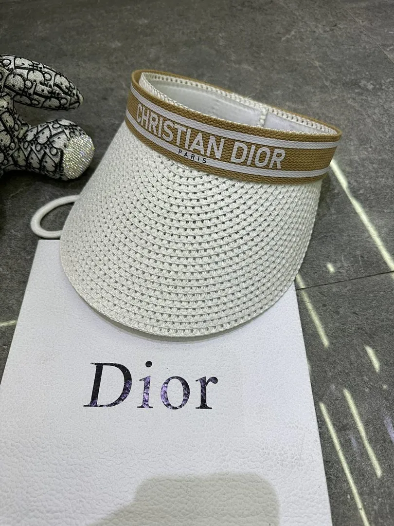 迪奥爆款空顶帽