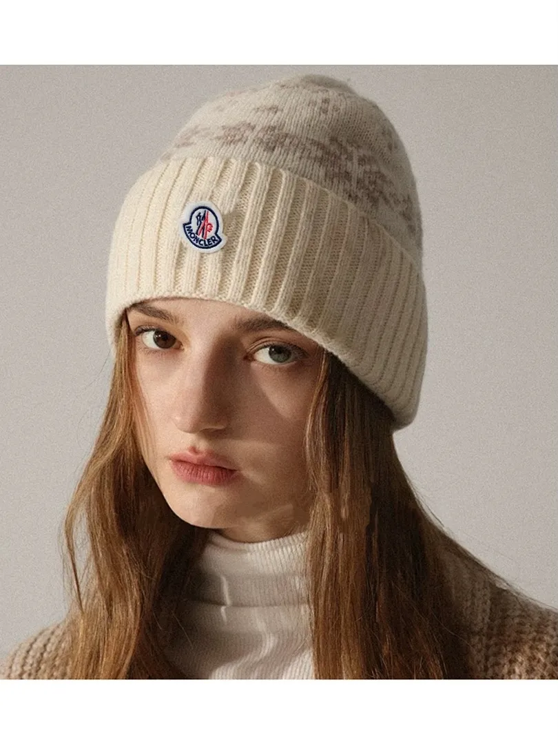 上新ꫛꫀꪝ ❥—— 🆕蒙口100%羊毛针织帽 🖤雪花纹路保暖百搭时尚款 🪄头围55~58cm 💫米色 咖啡色 灰色 黑色