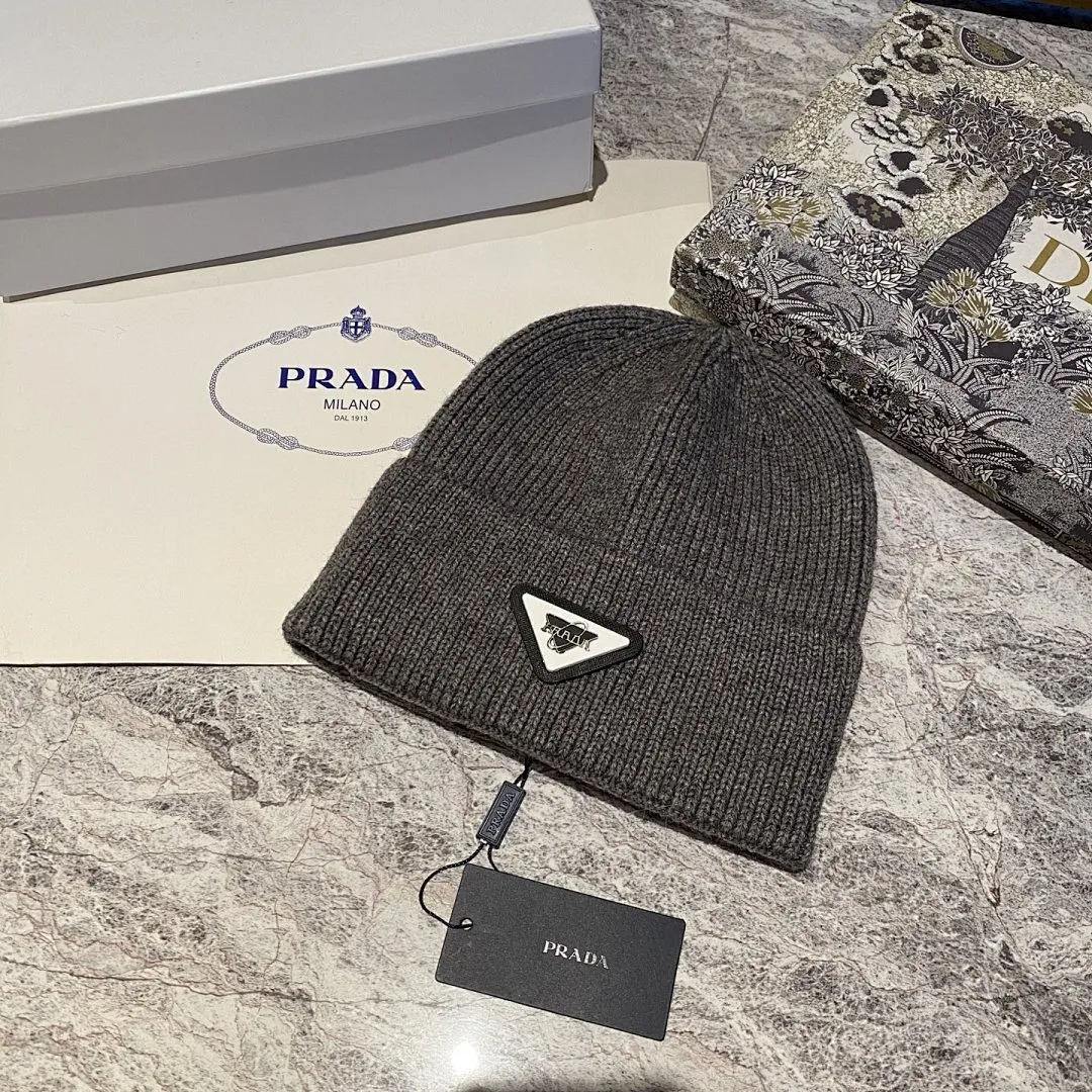 PRADA 羊绒针织帽