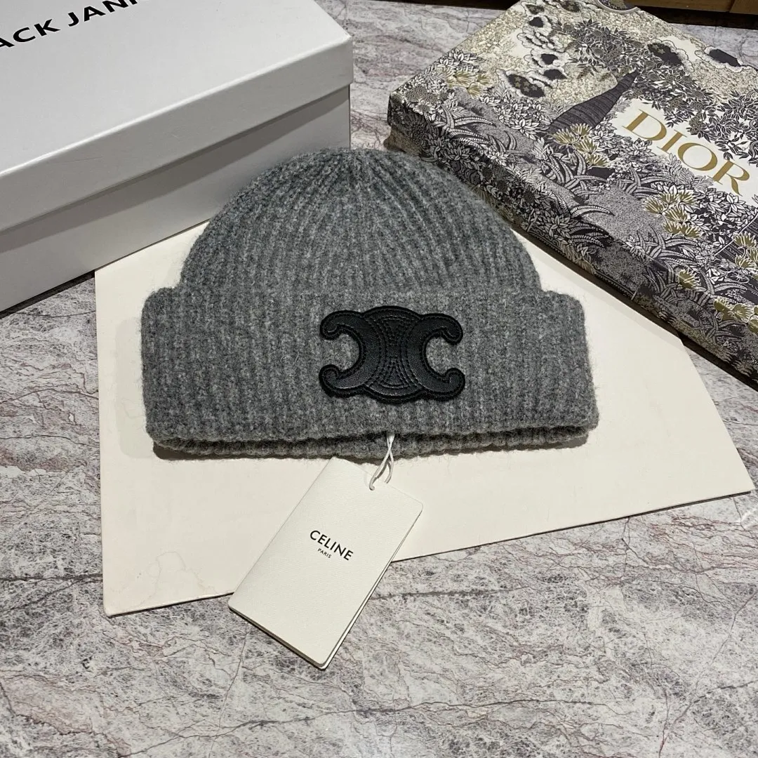 Celine 羊毛针织帽