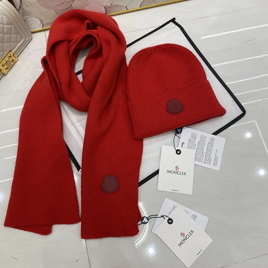 Moncler 羊绒针织帽+围巾🧣