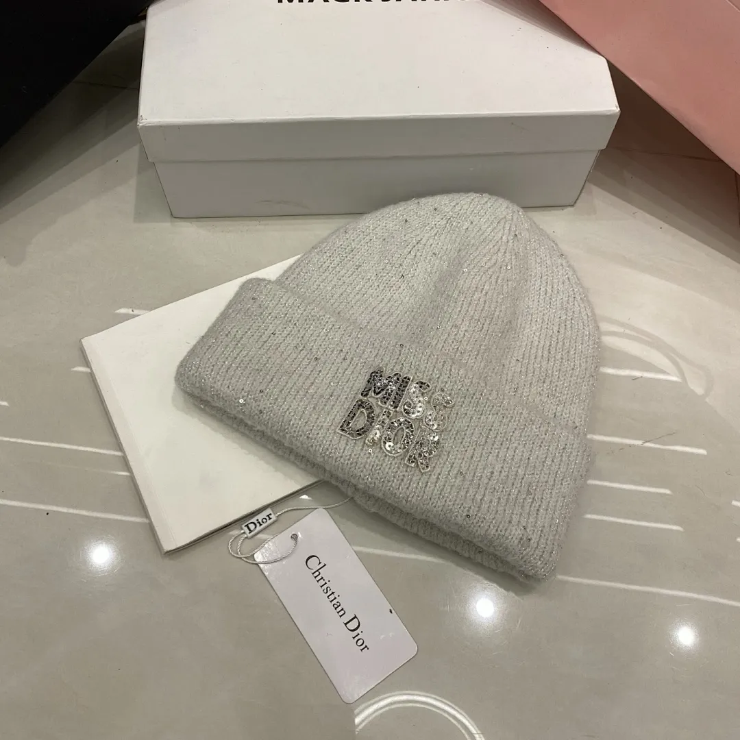 Dior 亮片针织帽