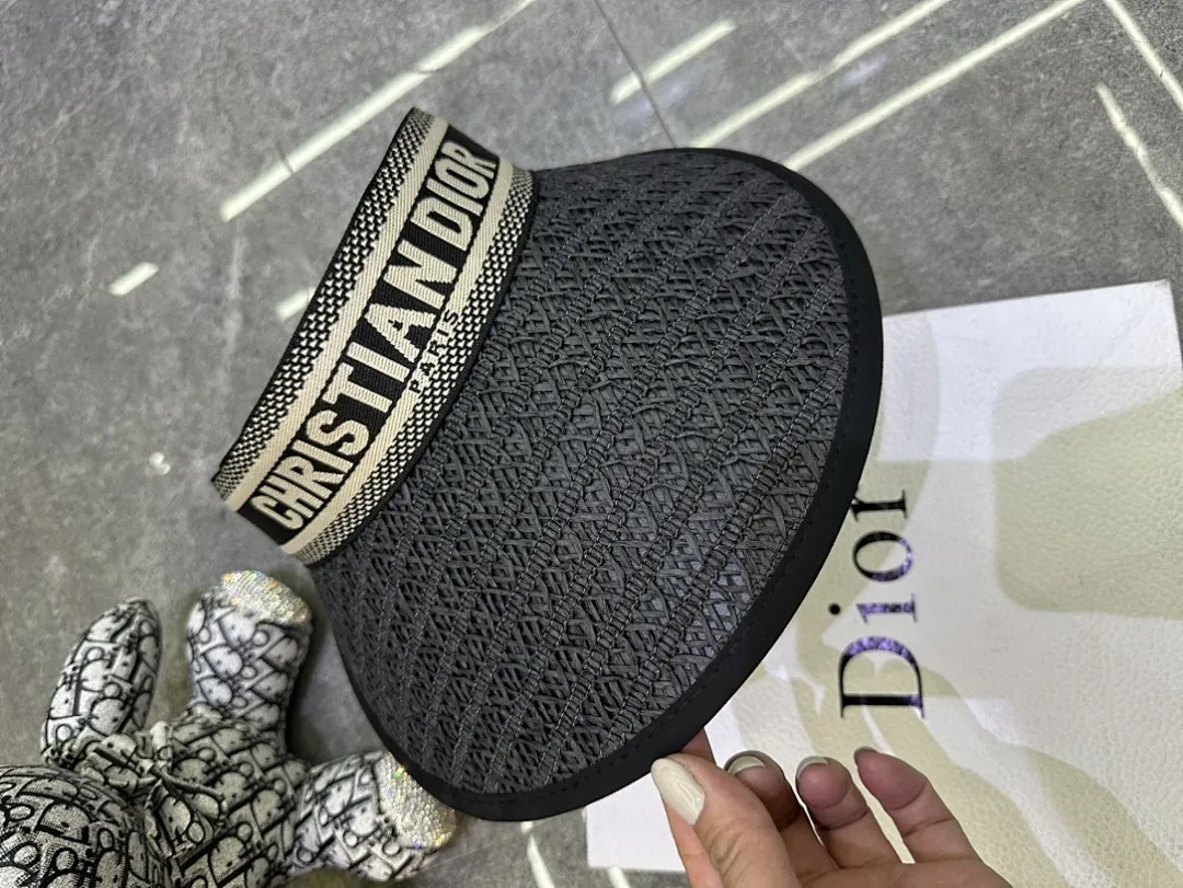 迪奥爆款钩针防晒空顶帽👒👒‼️🔥