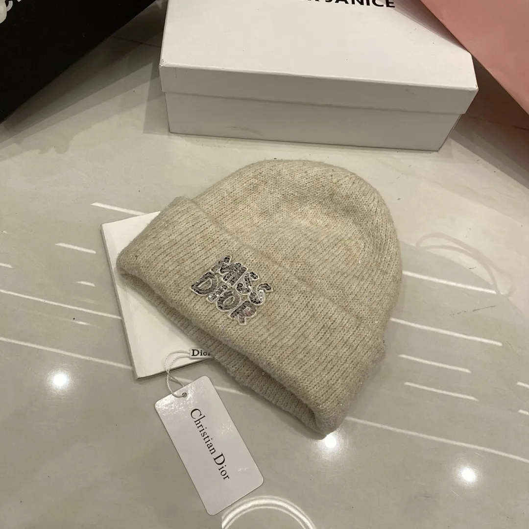 Dior 亮片针织帽