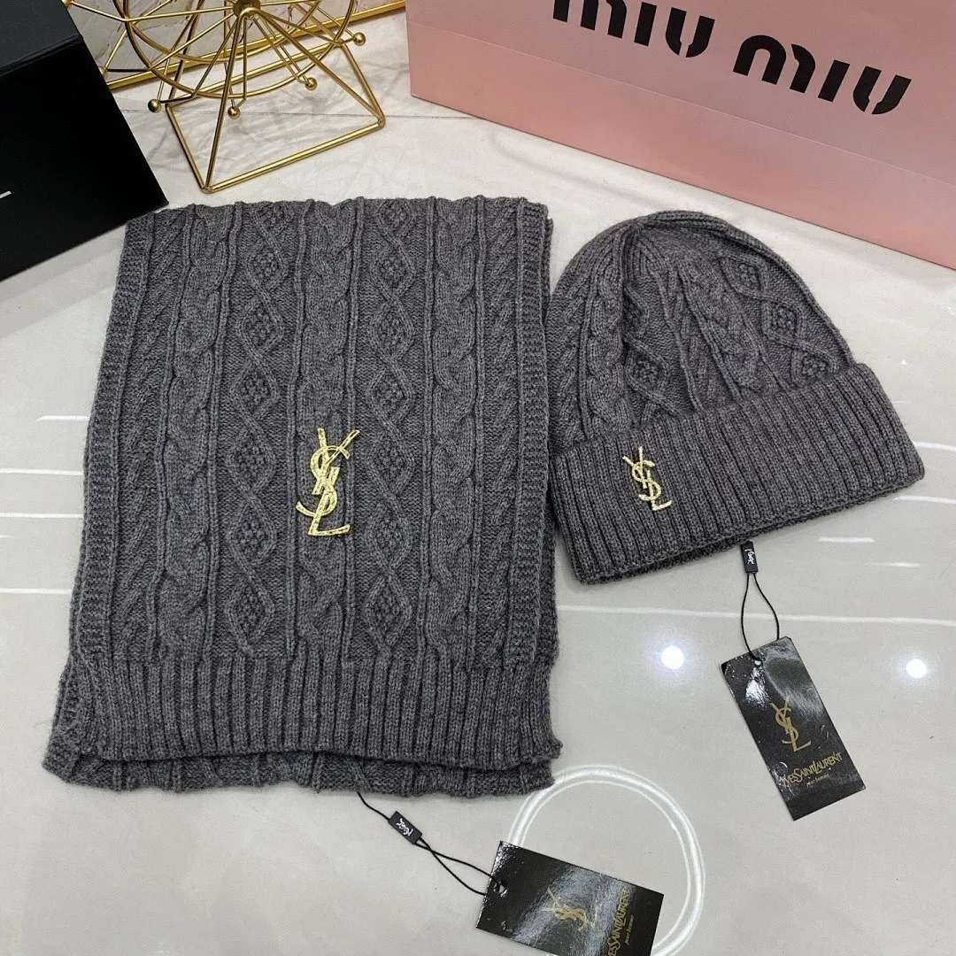 YSL 两件套 羊绒针织帽+围巾🧣