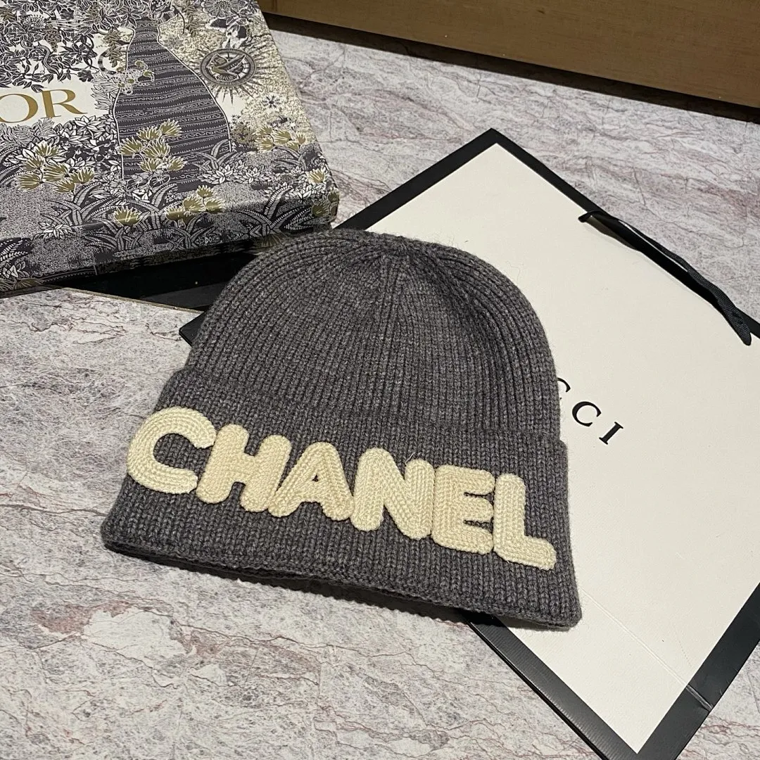 CHANEL 羊绒针织帽